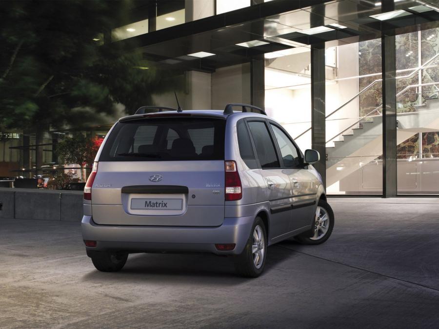  Hyundai Matrix 2008 года  (фото 37 из 52)